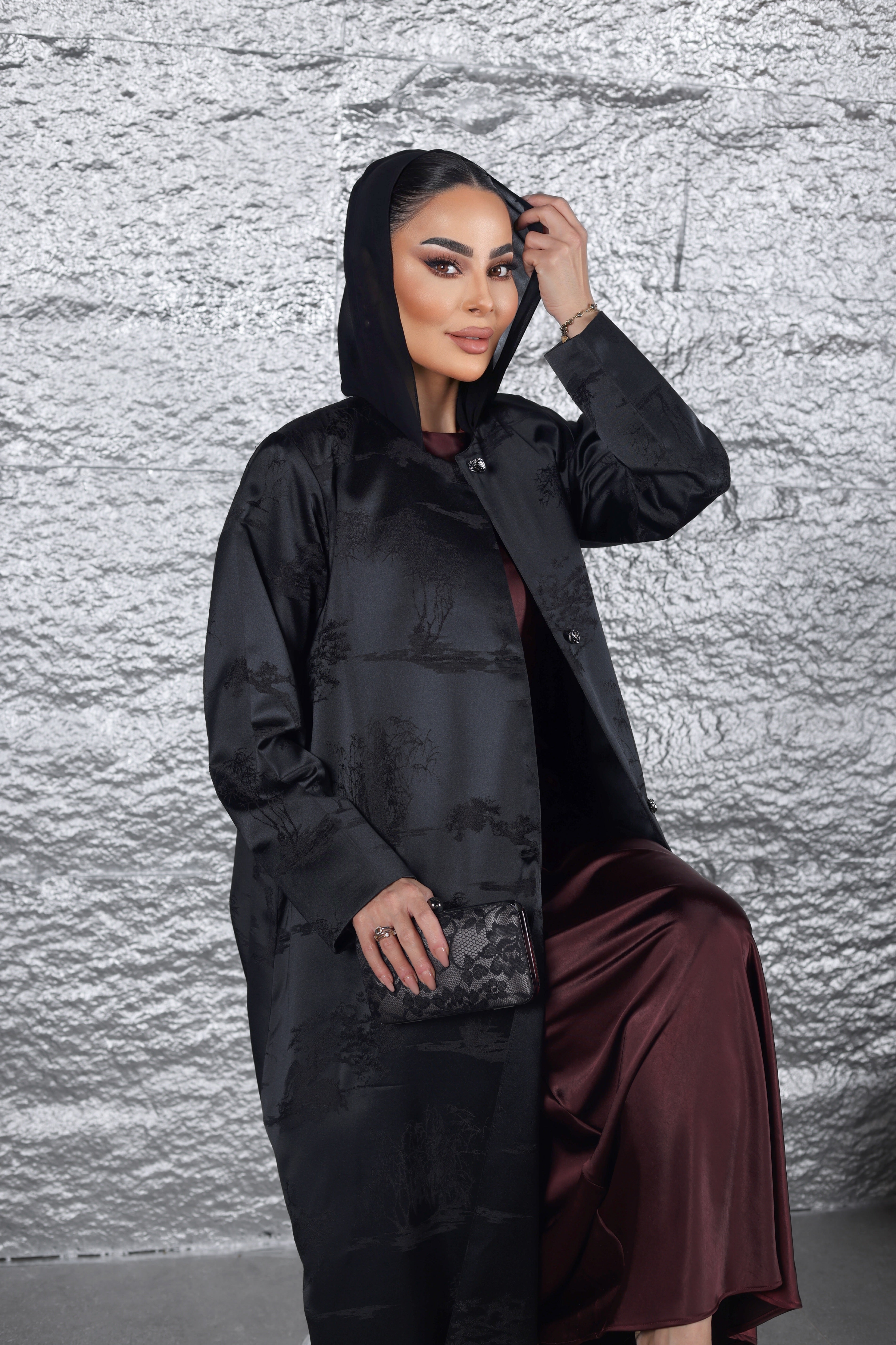 عباية شاين
