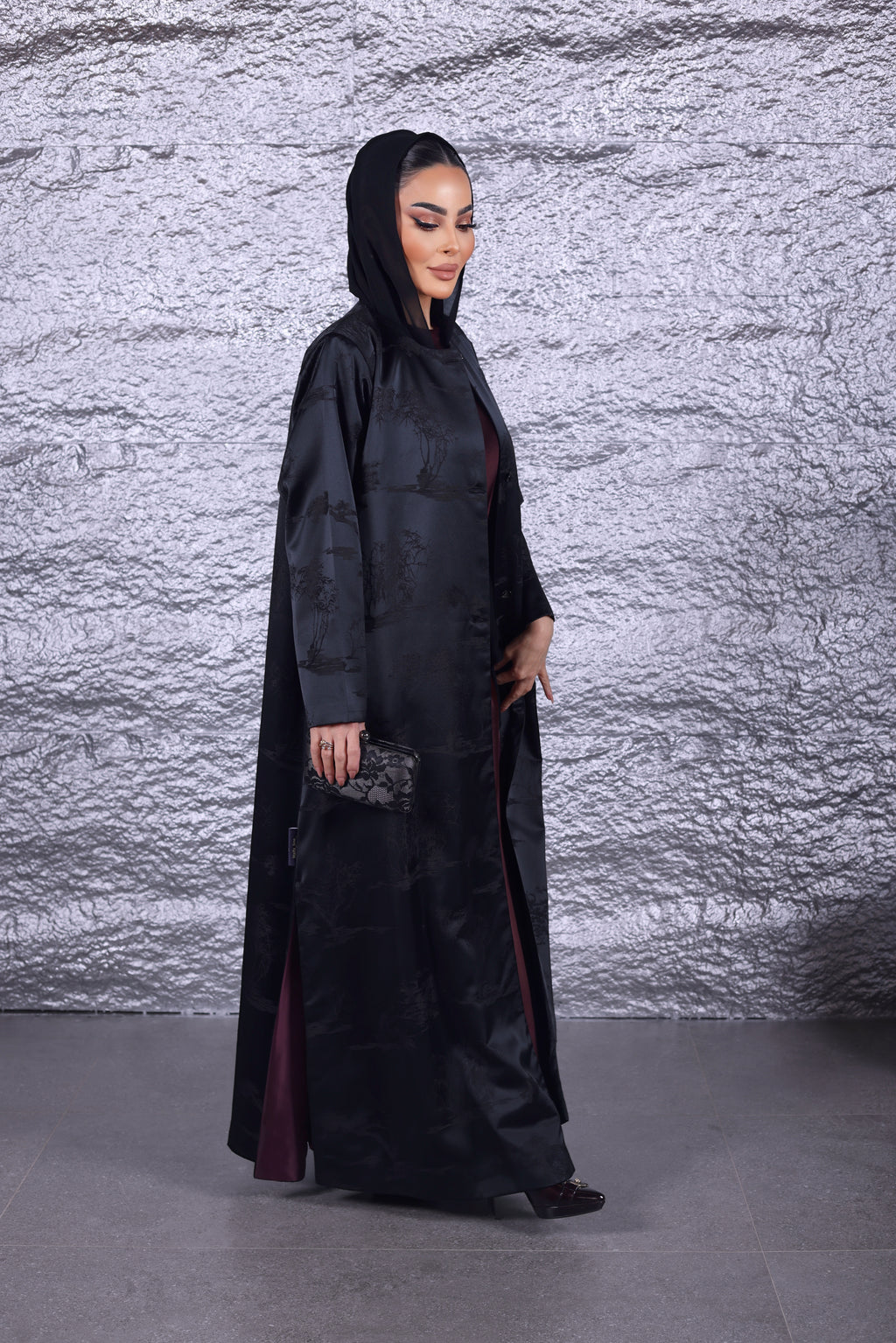 عباية شاين