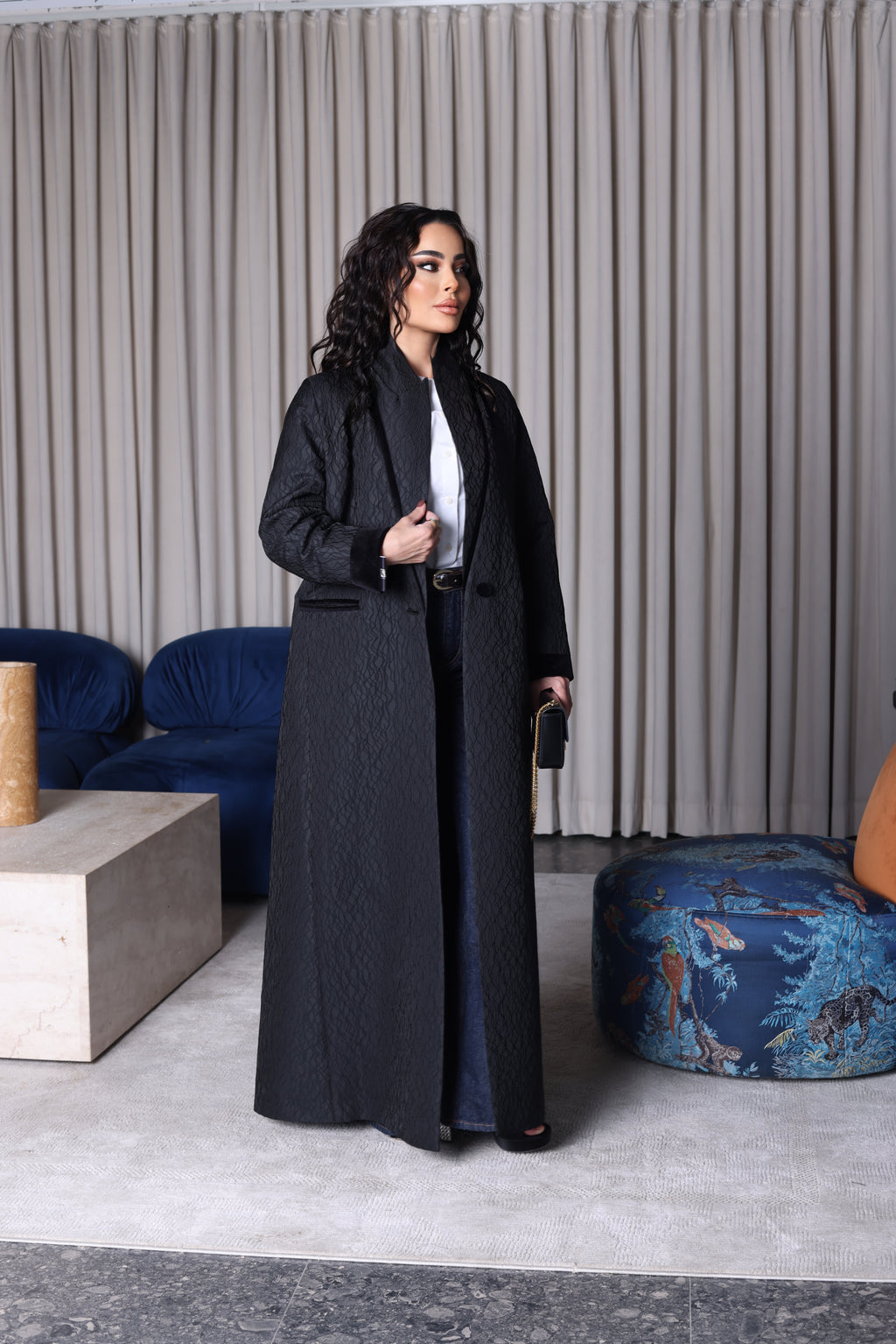 عباية الياقه