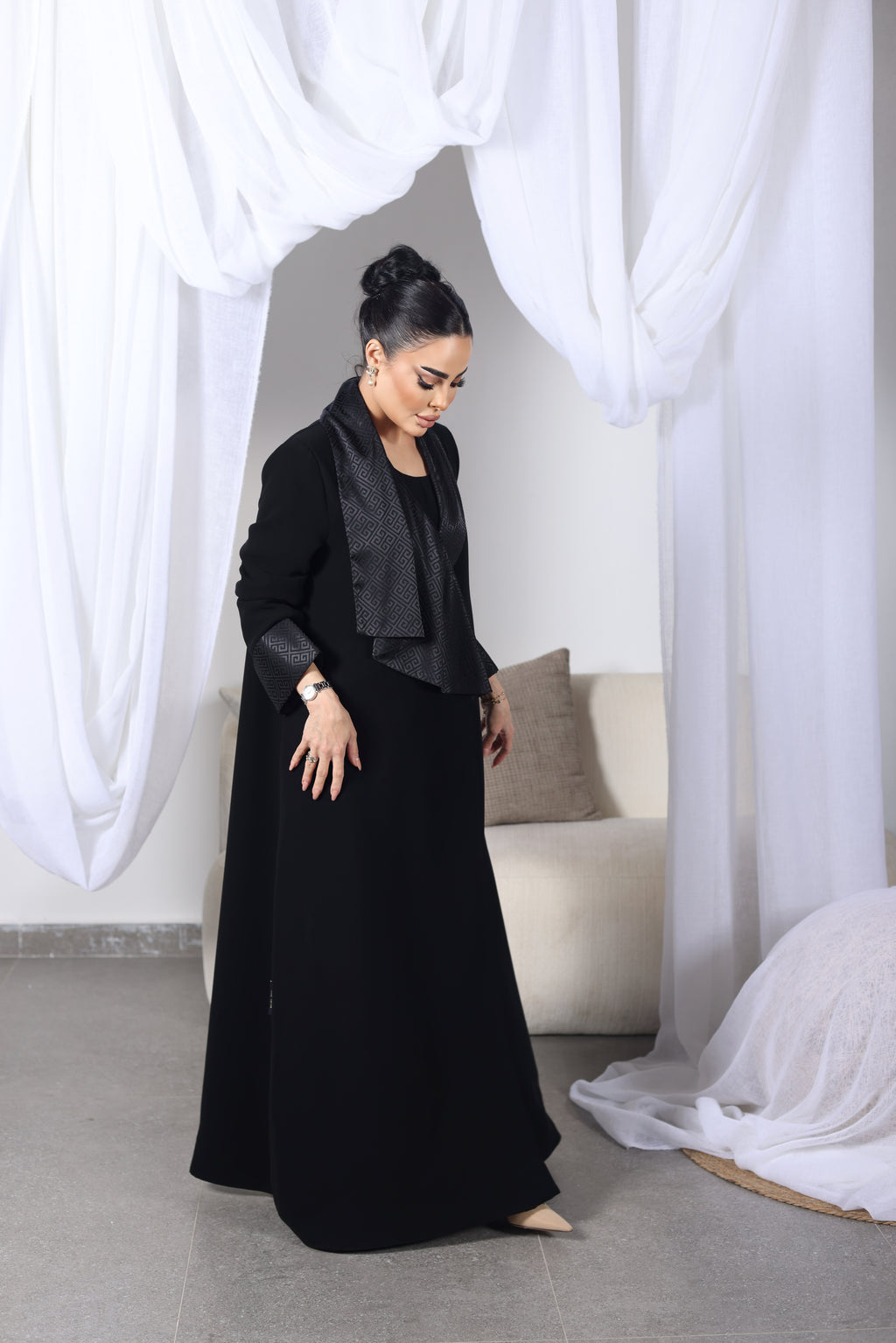 عباية جيفنشي
