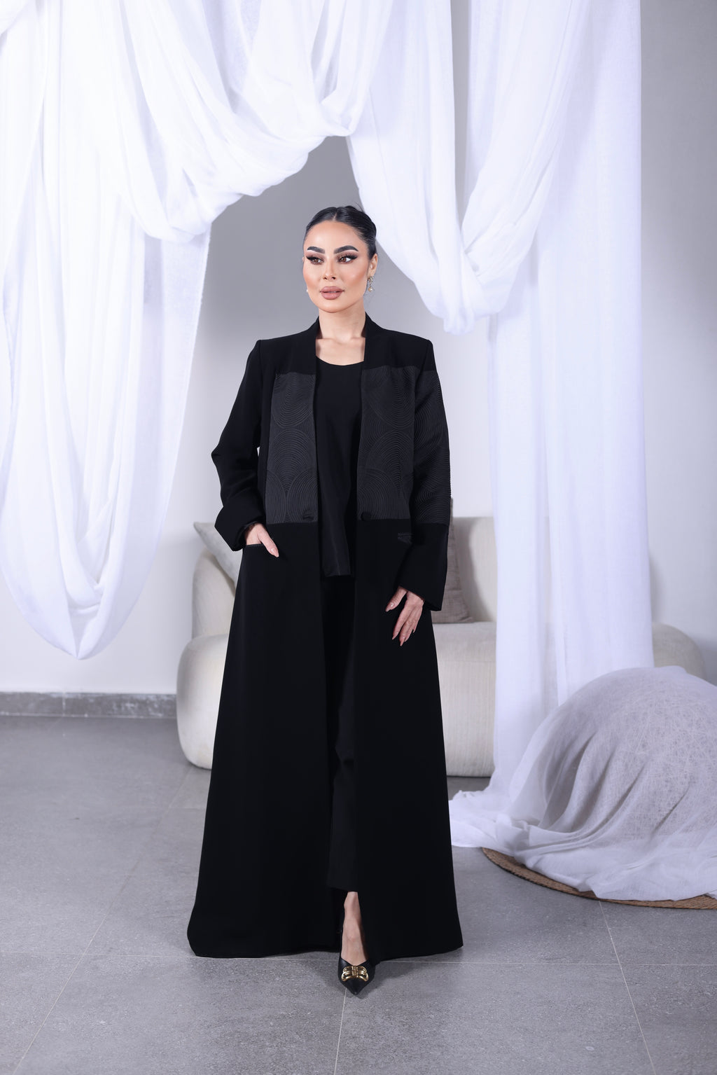 عباية لَمْسَة