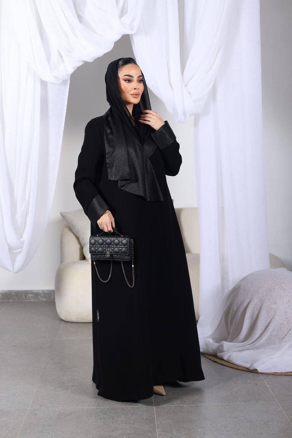عباية وِشاح
