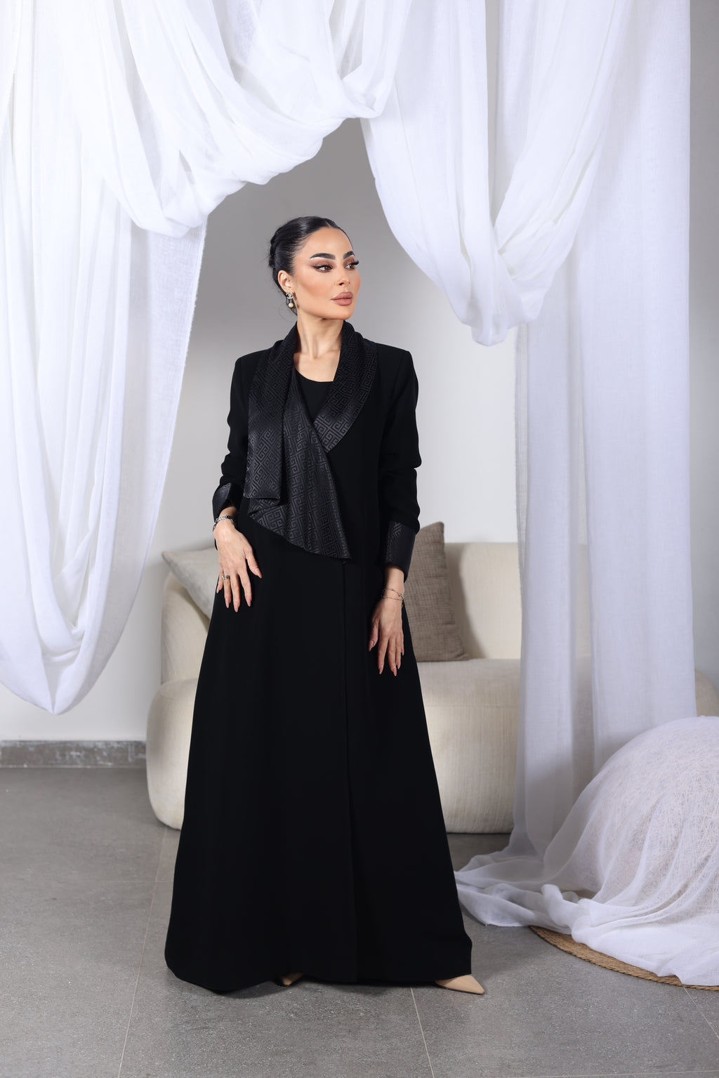 عباية وِشاح